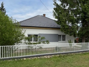 Ungarn: Haus mit Pool und Gästeapartment, Südseite Balaton
