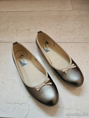 Goldbraune Ballerina mit Schleife, Made in Italy, Größe 38
