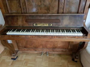 Antikes Klavier H. Lubitz Berlin ca. 1870 - Oberdämpfer - München - 750   VB
