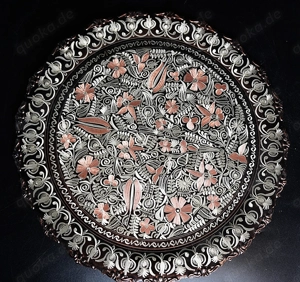 Orientalischer Wandschmuckteller, massives Kupfer, florale Motive, 34cm Dm.