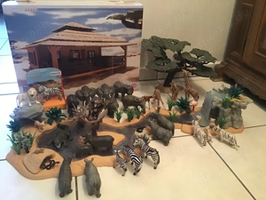 Schleich.Große Wasserstelle mit Station und viele Afrika Tiere, Nr.2