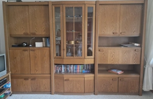 Wohnzimmerschrank mit Vitrine,geräumig,guter Zustand,