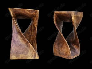 Dekorative Holztischchen oder Hocker