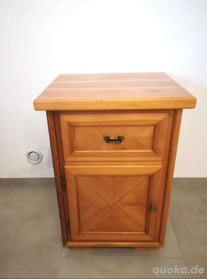 Kommode, Kästchen, massiv Esche