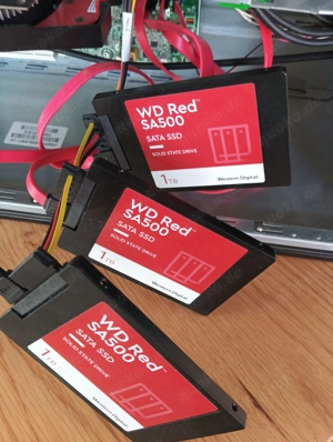 3x Western Digital WD Red SA500 1TB NAS SSD neuwertig