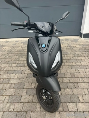 Piaggio Active One Elektroroller