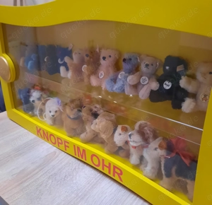 Steiff Schaukasten , Steiff Jahresbären 