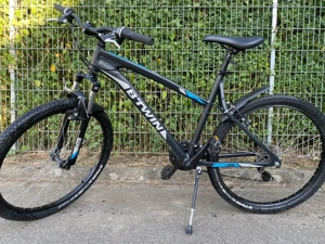 Neues fahrrad B-twin rock-rider st 340
