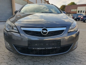 Opel Astra Caravan 1.3 CDTI EURO 5 BJ 2011 NAVI Sparsam