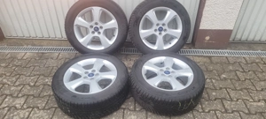 4 Winterreifen auf Alufelge