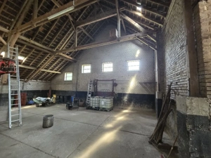 Gewerbe- Lagerhalle 95 qm in  Erftstadt  zu vermieten