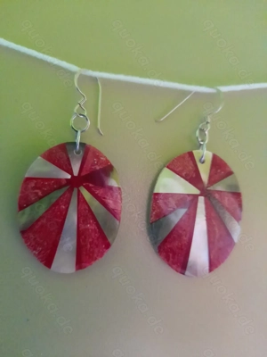 Rote Ohrringe mit Perlmutt Bild 2