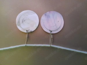 Beige kreisförmige Perlmuttohrringe mit 925 Silberhaken Bild 7