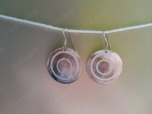 Beige kreisförmige Perlmuttohrringe mit 925 Silberhaken Bild 6