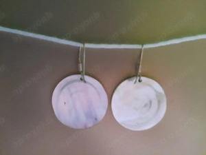 Beige kreisförmige Perlmuttohrringe mit 925 Silberhaken Bild 8