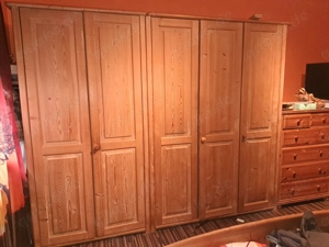 Schlafzimmer massiv Holz Bild 4