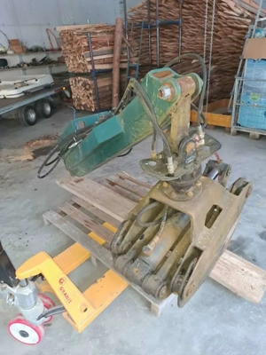 Holzzange für Bagger, Rückezange