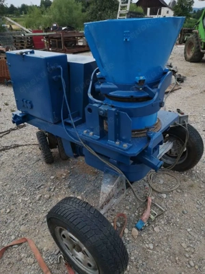 Mayco piccolo Betonsprietzmaschine