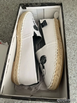 Espasdrilles mit Mickey Maus Motiv- ungetragen- Gr 38 Bild 4