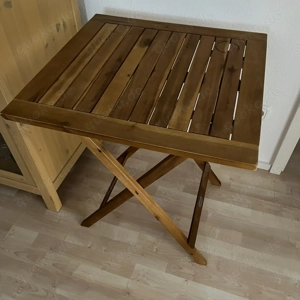 Klapptisch aus Holz