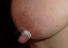 Intensive Brust-Behandlung (Er sucht Sie)