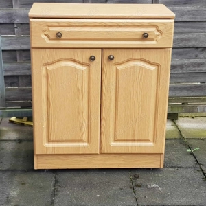 Schuhschränke 2 Stueck mit Komode ,und Spiegel