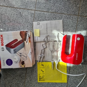 Bosch Handrührer Styline  rot weiß 500W, MFQ40303. 