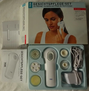 D TCM Gesichtspflege Set 98987 mit Akku- und Netzbetrieb unbenutztes Geschenk mit OVP Gesichtspflege