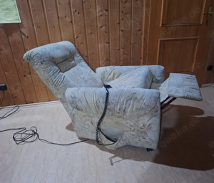 Sessel mit Aufstehhilfe 