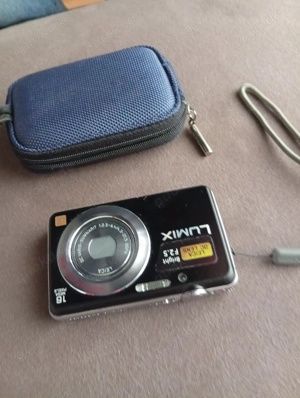 Fotoapparat mit hülle 