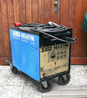 Elektra Beckum Industrie 300 60 MIG MAG Schweißgerät Schutzgasschweißgerät