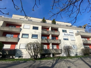 Gilching, sonnige  2-Zimmer-Wohnung in zentraler Lage