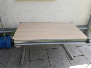 Schreibtisch für Schüler