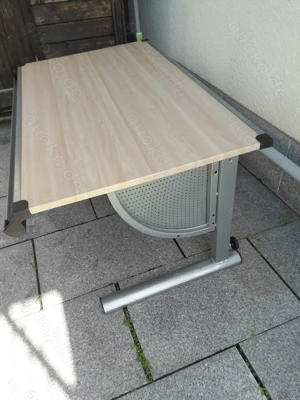 Schreibtisch für Schüler Bild 2