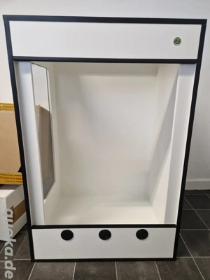 Neues Kunststoff Terrarium weiß 60x50x91 mit Edelstahl Drahtgaze 