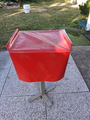 Biete einen kleinen schönen gebrauchten massiven Grill ! Bild 3 Biete einen kleinen schönen gebrauchten massiven Grill ! Bild 3