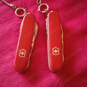 2 Schweizer Taschenmesser 