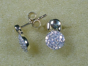 NEU: Ohrstecker 375 Gold mit 0,25 Carat Diamanten