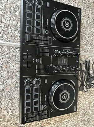 Pioneer DJ DDJ-200 DJ Controller