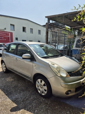 Nissan Note E11 (2008)   1.4 Benzin   TÜV 07 2026   beschädigt