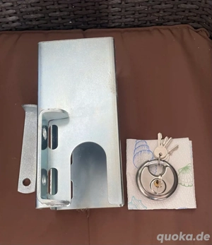 Anhänger - Schloß neu ( inkls.5Schlüssel )