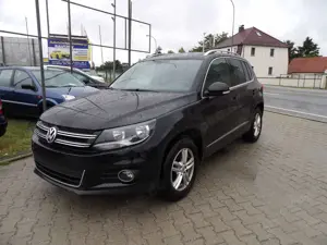 Volkswagen Tiguan Lounge Sport Klima Aluräder Radio HU AU Neu