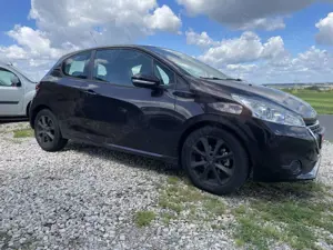 Peugeot 208 Active Bild 3