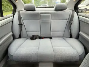 BMW 323 323i Automatik Tüv  03/2027 Bild 5