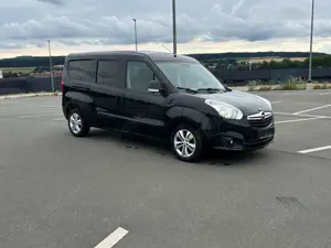 Opel Combo D Colorado L2H1 TÜV 04/2027 Bild 3