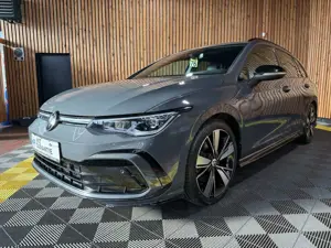 Volkswagen Golf Variant 2,0TDI R-Line Black DSG *Navi*Keyl.