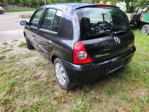 Renault Clio 1.2 16V Authentique Bild 4