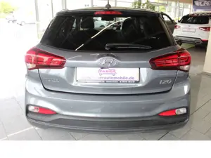 Hyundai i20 YES! Plus,Navi,Sitzheizung,Klimaautomatic,Top Bild 5