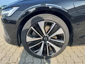 Volvo V60 Inscription Expression Recharge Plug-In Hybrid AWD Bild 2