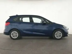 BMW 218 d Active Tourer Sport Line HeadUp|Navi|Pano Bild 5